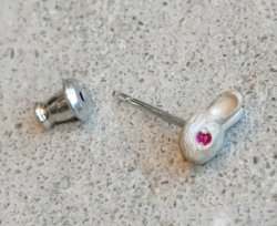 画像4: DECO 子ウサギとクローバーのピアス/イヤリングWH