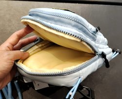 画像6: KiuパフィーミニクロスボディバッグLBL